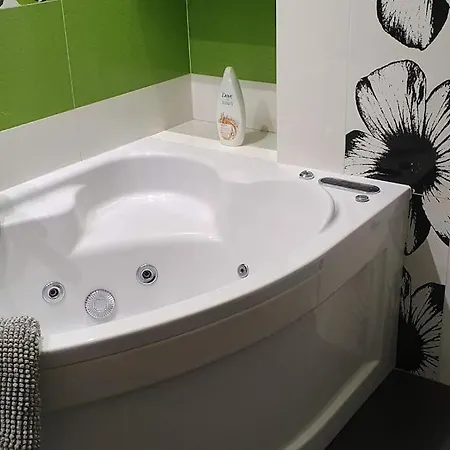 Apartman Z Sauna I Jacuzzi *